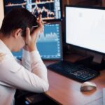 Trading Pakai Perasaan atau Pikiran? Ini 10 Perbedaan yang Harus Kamu Tahu
